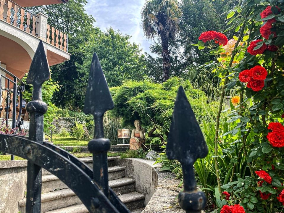 Garden, Garden view