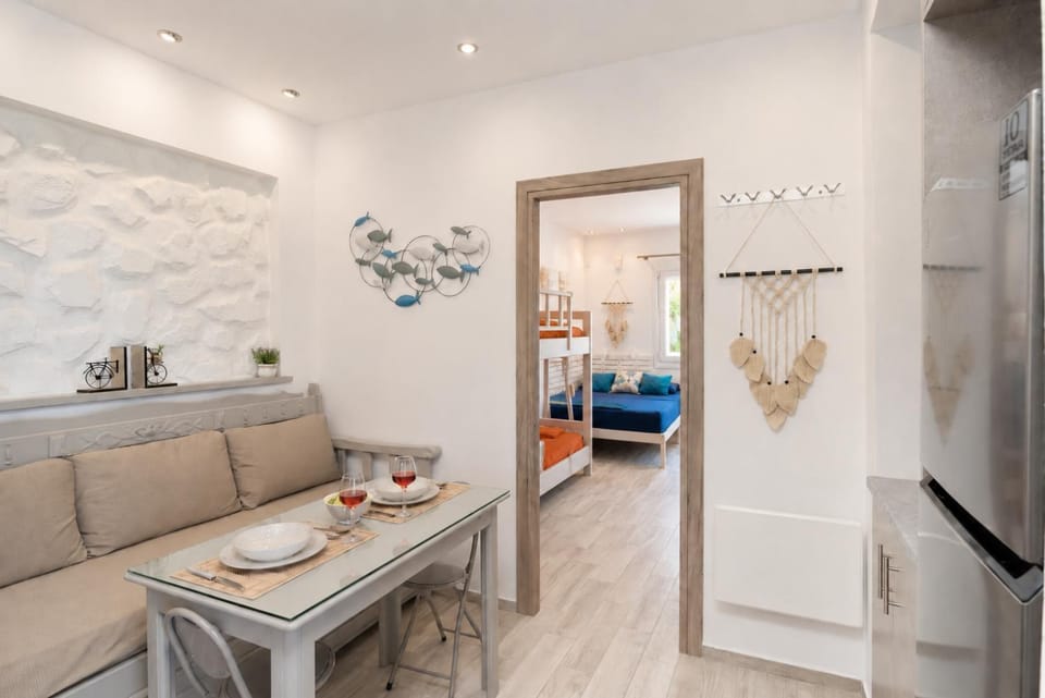 Living room, kitchen