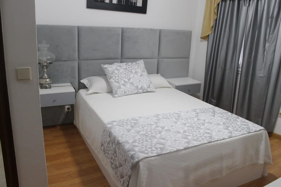 Alojamento Local Santa Cruz Hotel in Castile and León