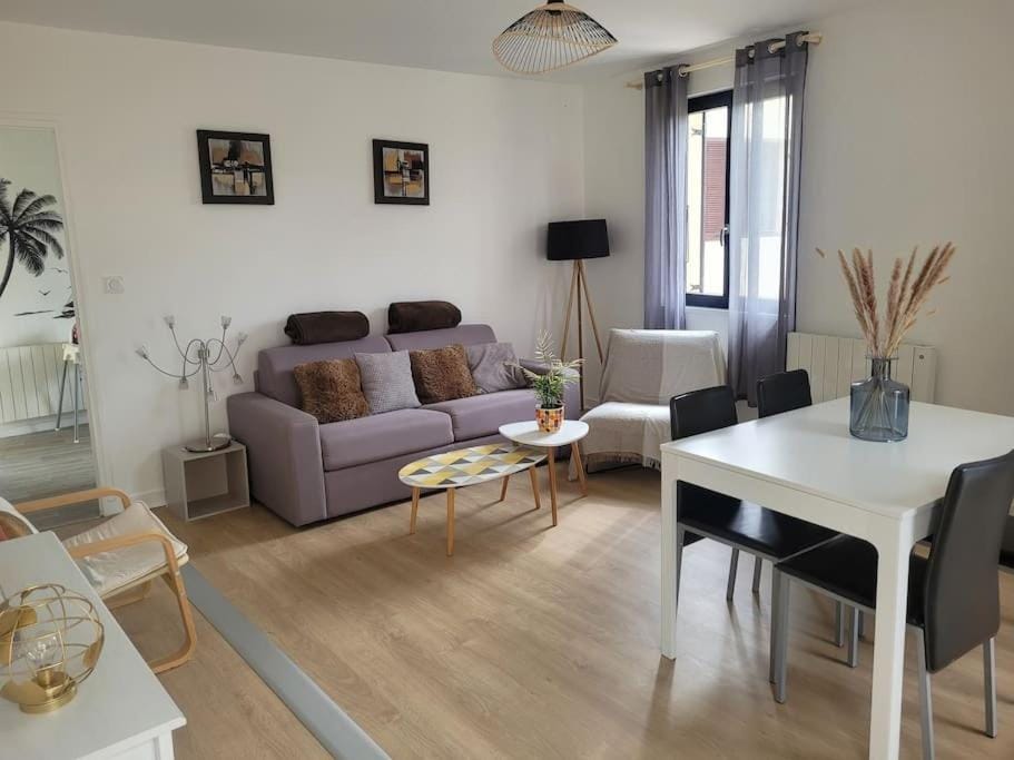 Petite maison au cœur des vignes House in Bourgogne-Franche-Comté