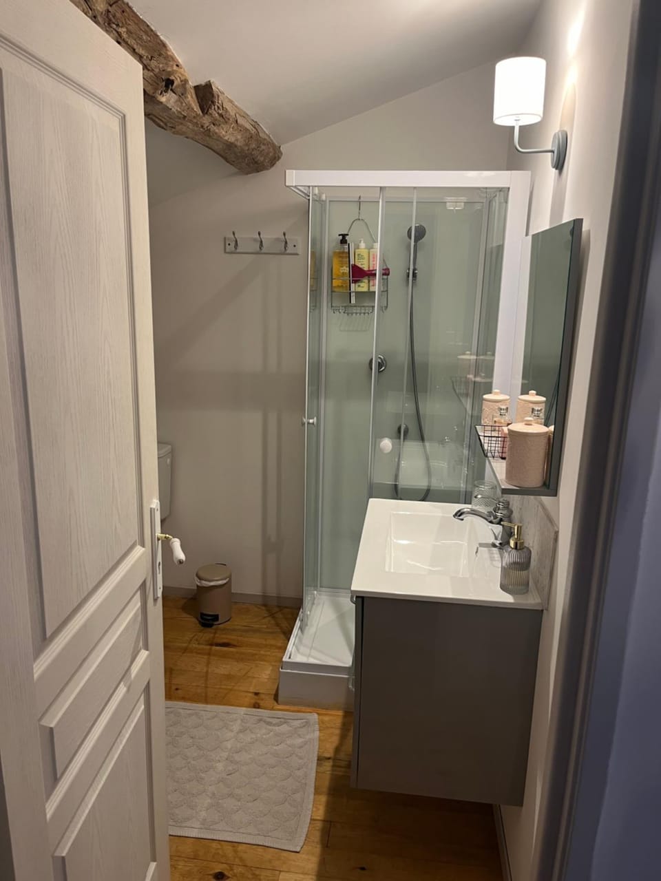 Chambre avec salle de bain Bed and Breakfast in Occitanie
