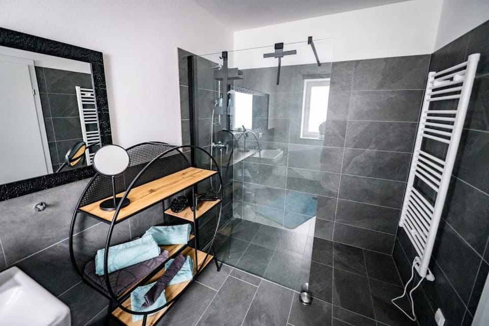 Schicke Wohnung in Seenähe! Apartment in Upper Austria