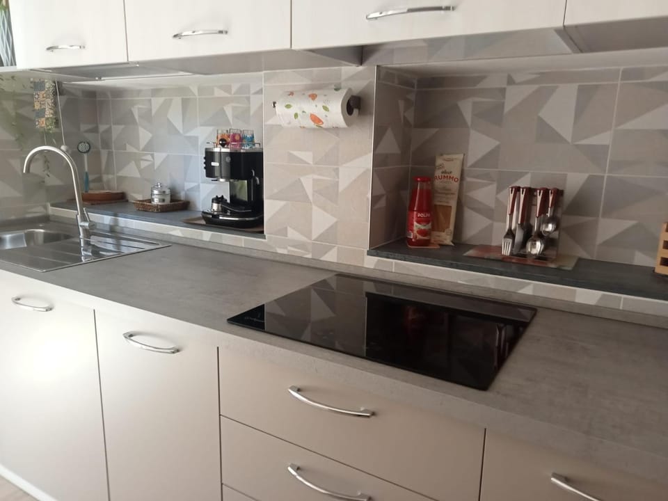 Orizzonte 5 Terre VIA XXIV MAGGIO 223- Partenza battelli 5 Terre Apartment in La Spezia