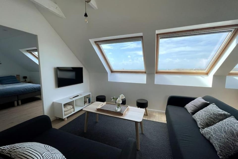 Kermorvan - pleine vue mer- parking et wifi - départ pour les îles Apartment in Le Conquet
