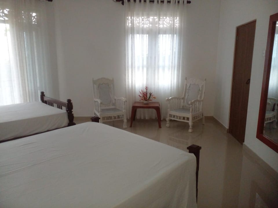 Ananthaya-The infinity-kalutara 1br Villa in Wadduwa