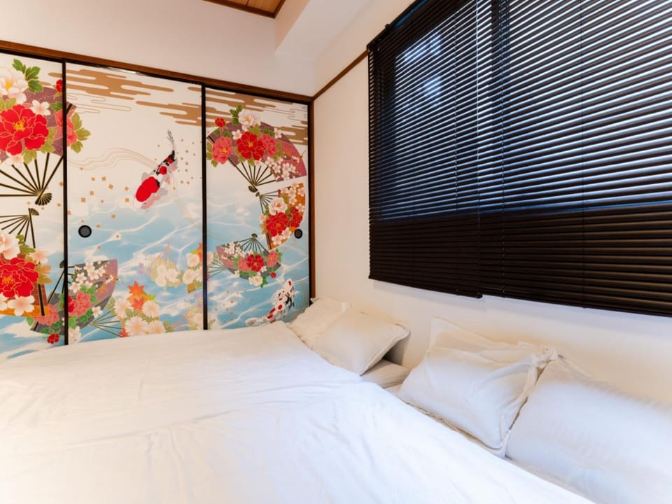 Bed, Decorative detail