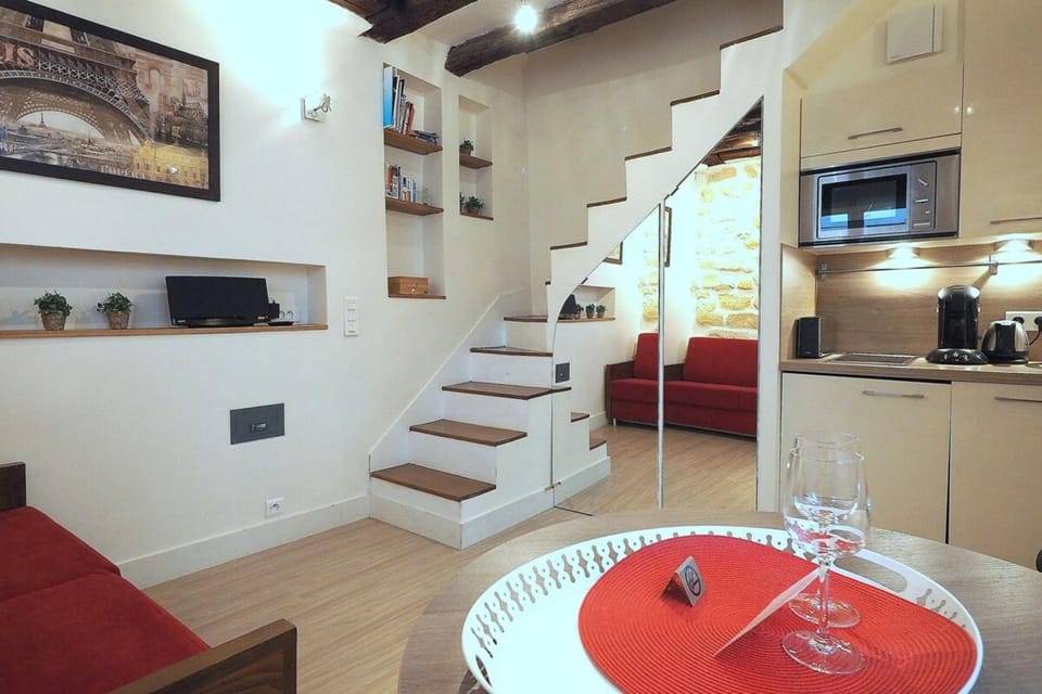 Louvre Parisian Duplex Apartment in Paris