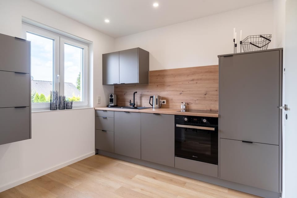 Coffee/tea facilities, Kitchen or kitchenette, dishwasher, pet friendly, stove
