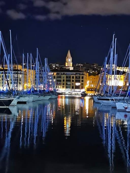 Terrasse Vieux Port (CLIM) Apartment in Marseille
