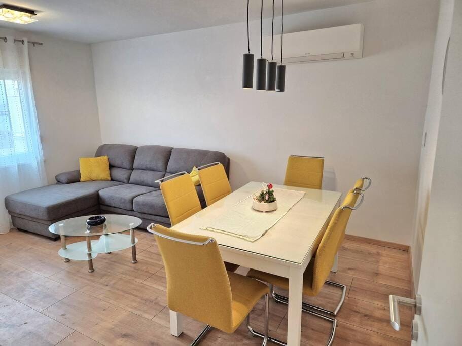 Apartment NPS Pula - only 10 minutes from the beach Apartment in Pula