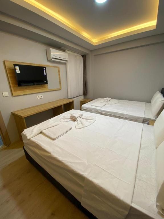 Bed, TV and multimedia, towels, air conditioner