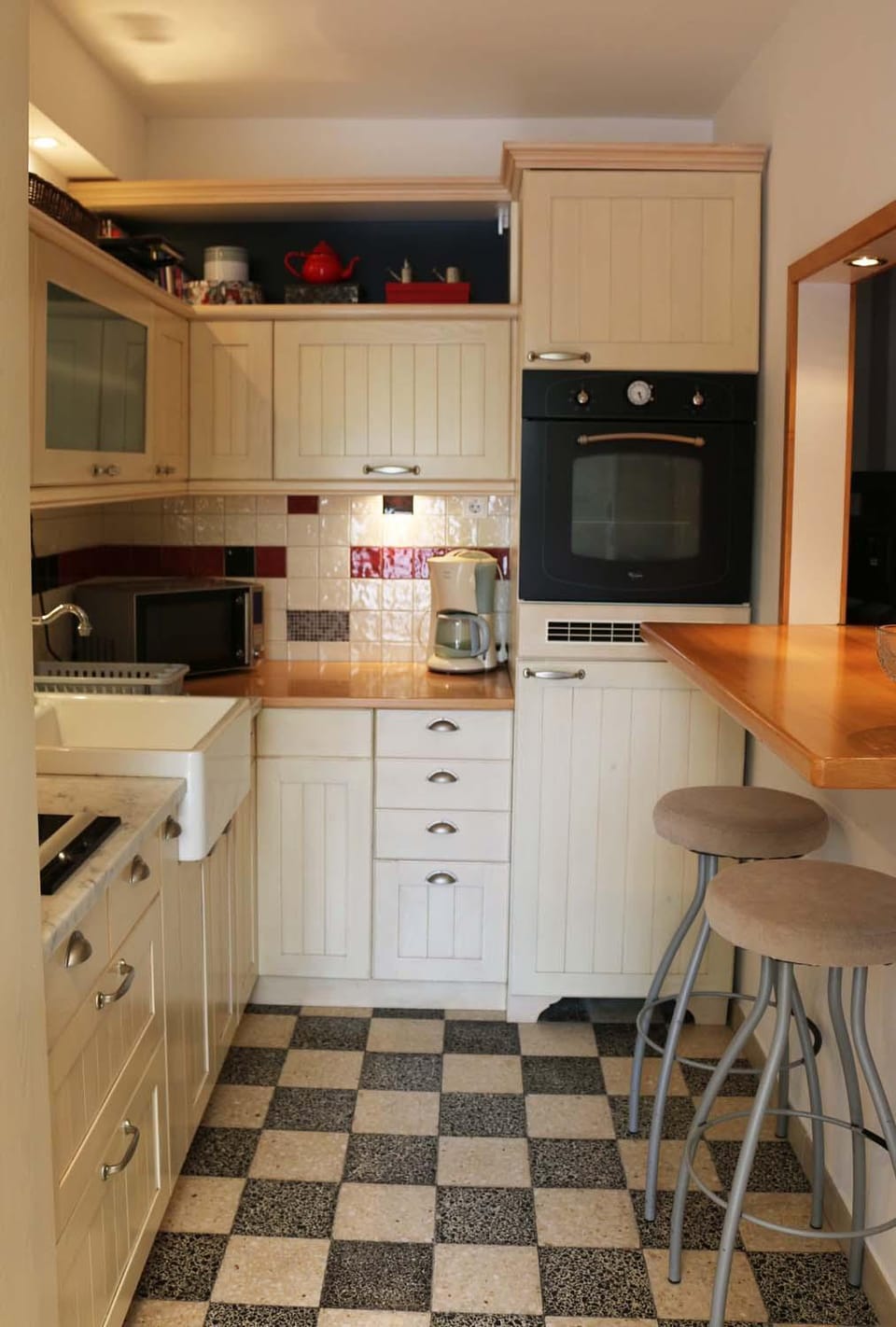 Kitchen or kitchenette, Dining area, minibar, pet friendly, stove, toaster
