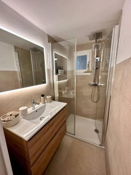 Charmant appartement Apartment in Cogolin