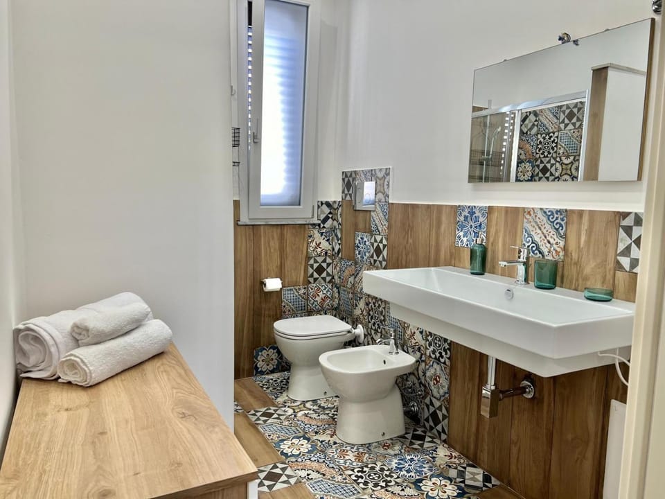 Toilet, Bathroom, bidet