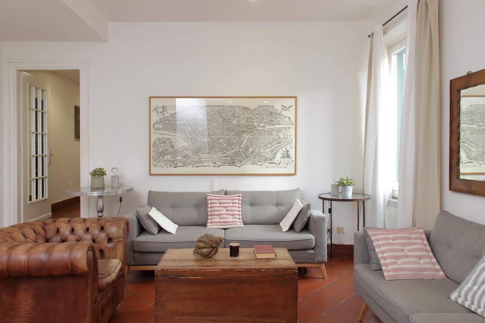 Pantheon 2 Bedrooms Apartment in Rome