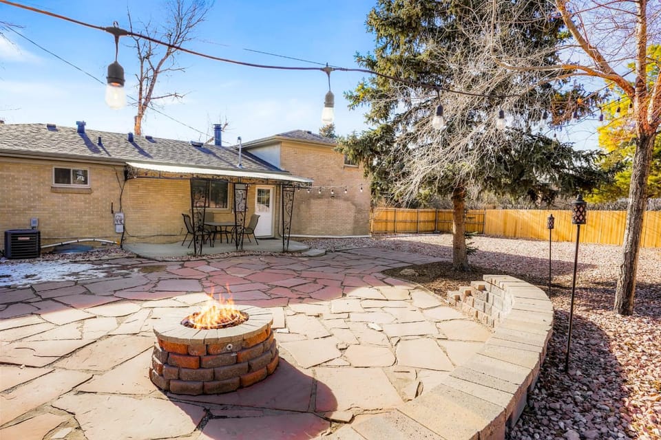 Property building, Patio, Spring, Day