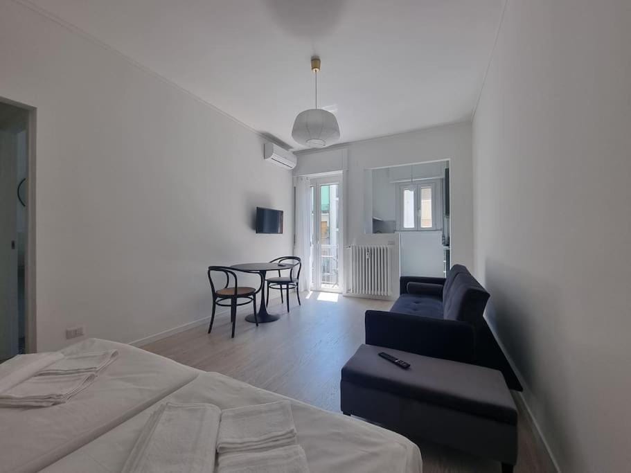 Milan new apartment in lively central area Apartment in Milan