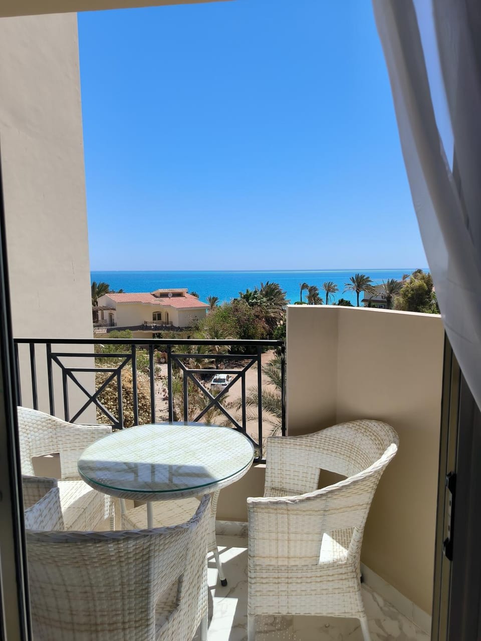 Balcony/Terrace, Seating area, Dining area, Sea view