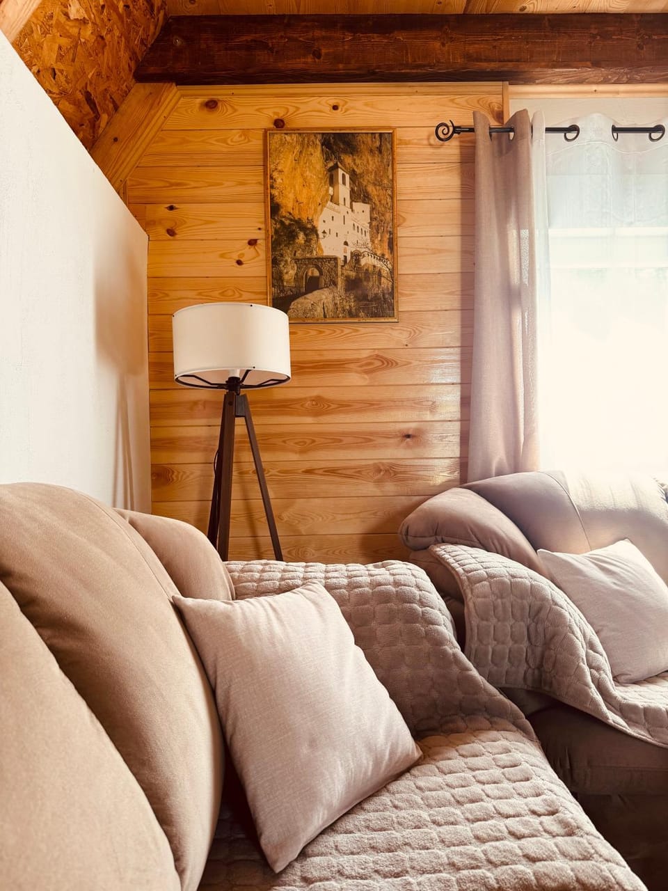 Cottage Bellis Chalet in Montenegro