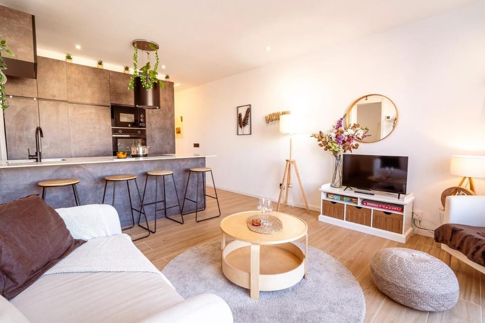 City - Penthouse - Unik Vacation Apartment in Tarragona