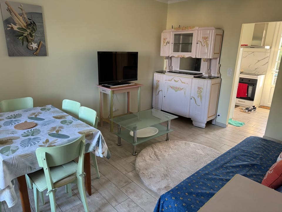 Notre Dame de Monts proche plage Apartment in Notre-Dame-de-Monts