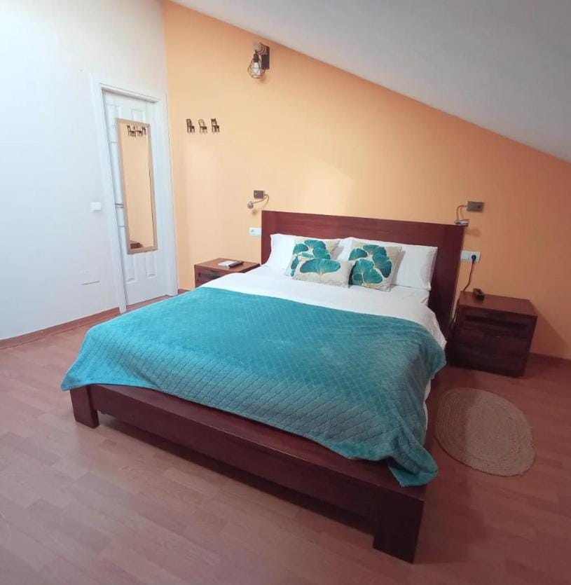 Duplex en Centro de Malaga, calle Nuño Gomez Apartment in Malaga
