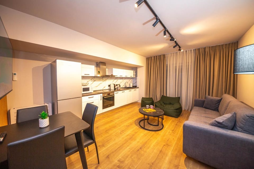 Kitchen or kitchenette, Living room, Dining area