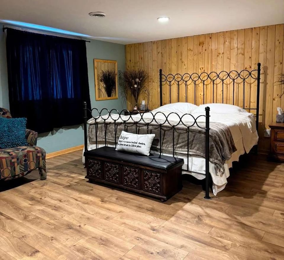 Bed, Bedroom