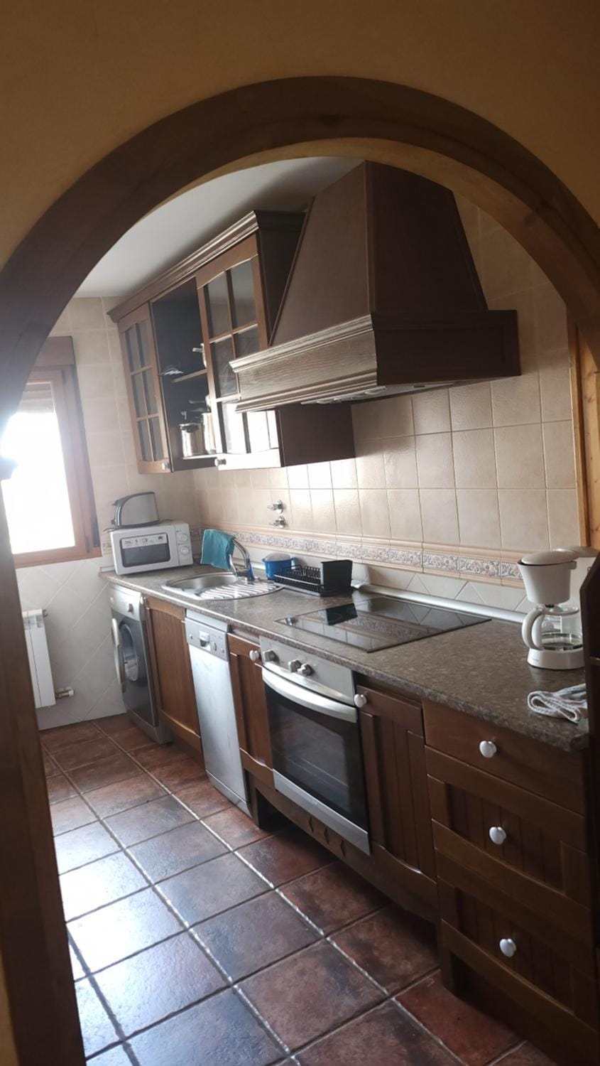 Kitchen or kitchenette, dishwasher, pet friendly, stove