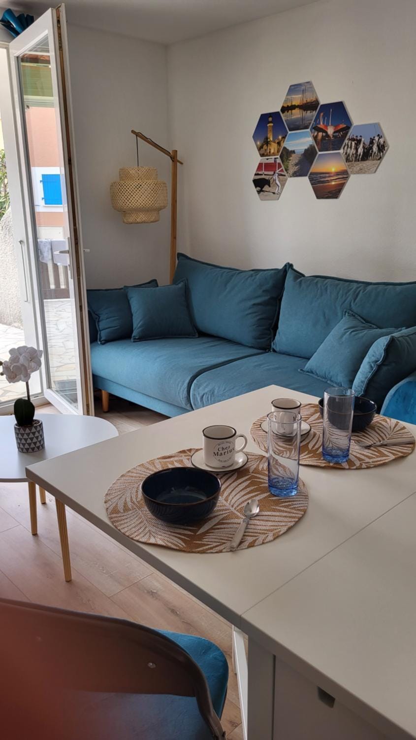 Seating area