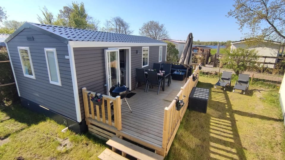 Property building, Garden view