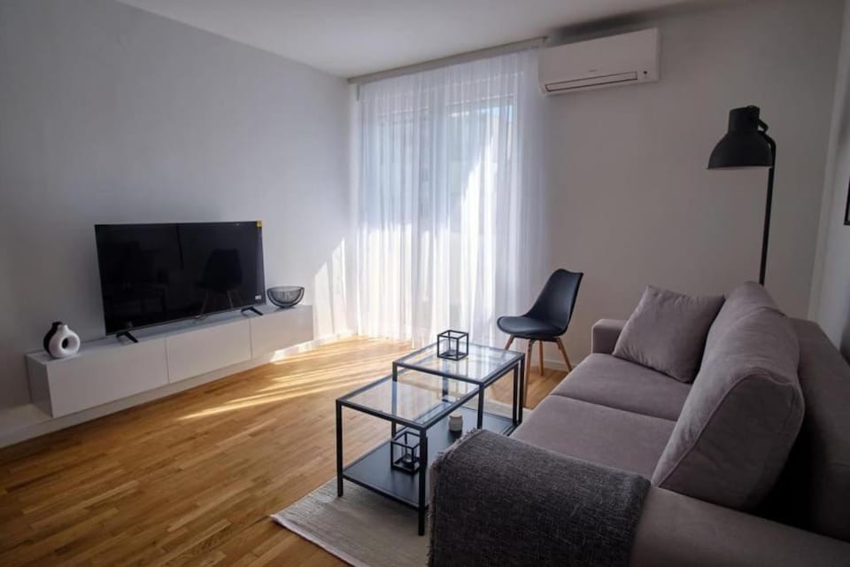 Beautiful view, city center apartment Herzeg Apartment in Mostar