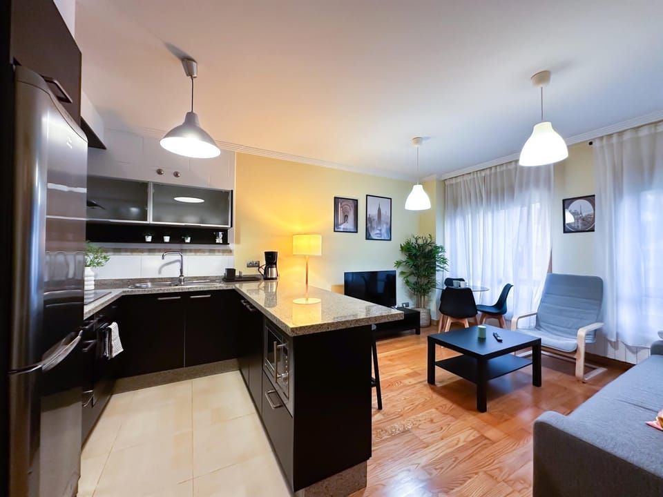 Kitchen or kitchenette, Living room