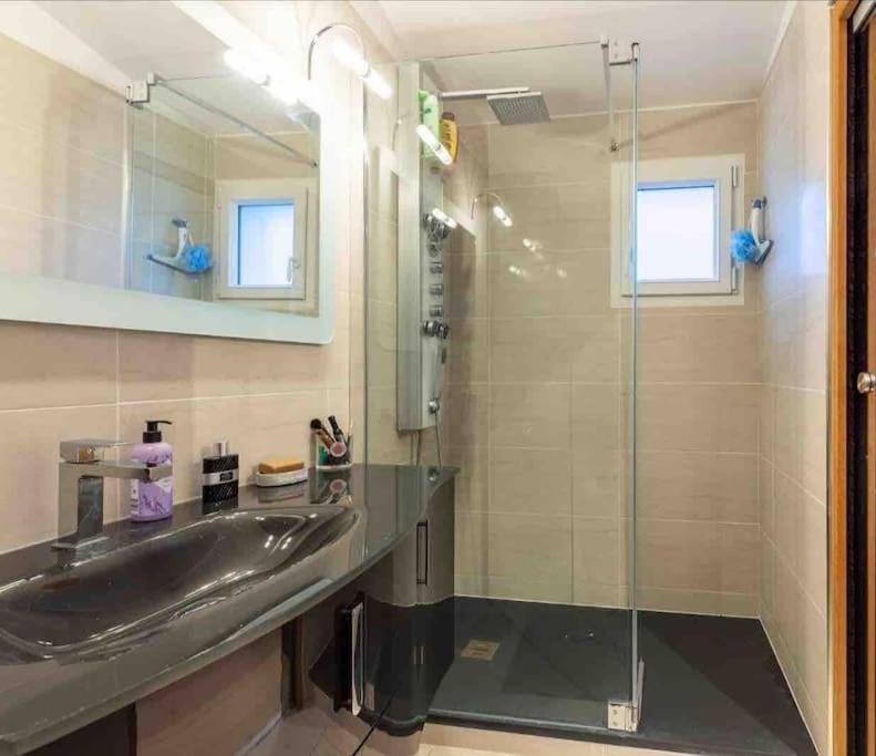 Villa des Trois Pins - Piscine, Climatisation, Pétanque et Tennis Villa in French Riviera