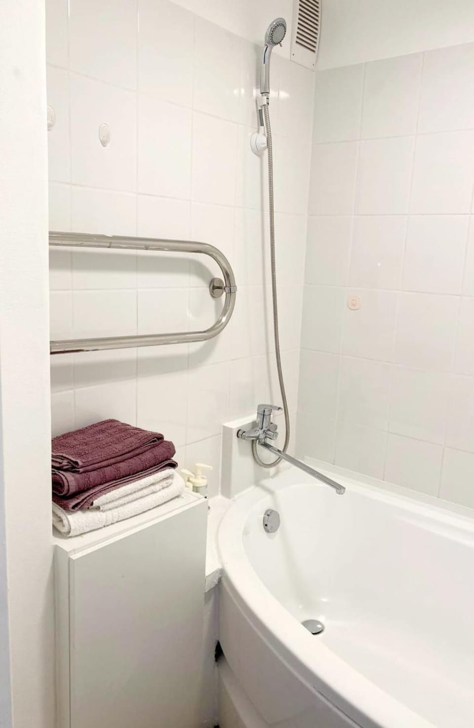 Bathroom, Bath