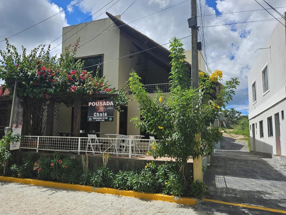 Property building, Garden, Street view