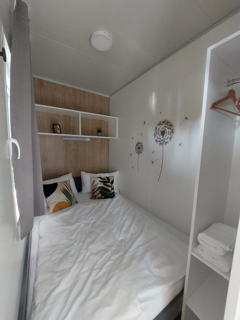 Bed, Photo of the whole room, Bedroom, towels, wardrobe