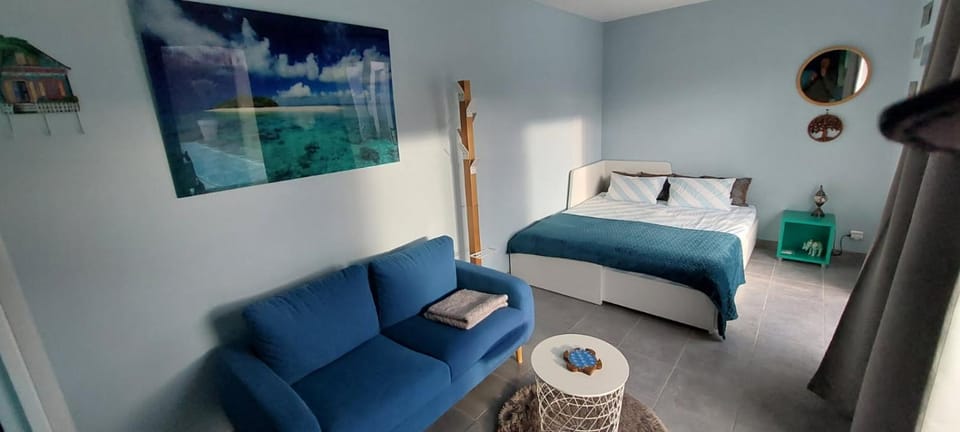 Chambre d'hôtes climatisée Auvergne proche Issoire Bed and Breakfast in Auvergne-Rhône-Alpes