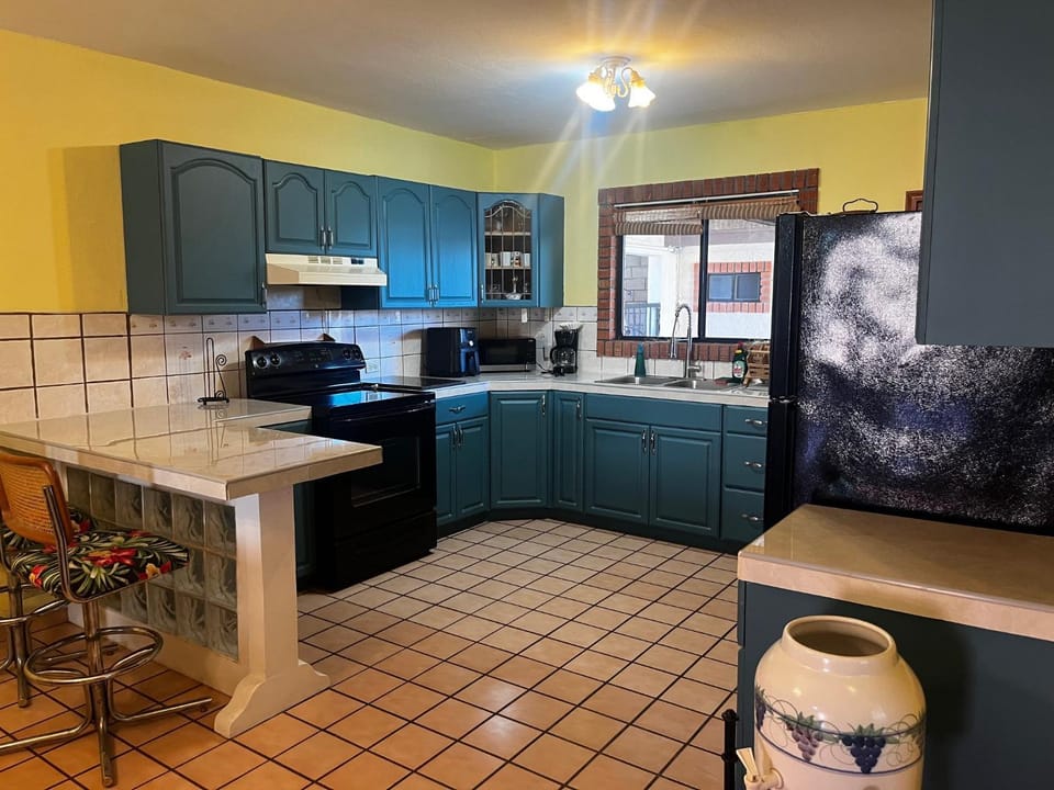 kitchen, kitchen