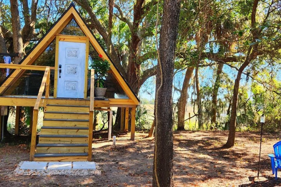 A Secluded Quiet Oasis with Beach Pass House in Saint Helena Island