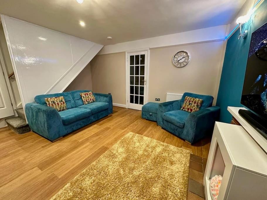 TV and multimedia, Living room