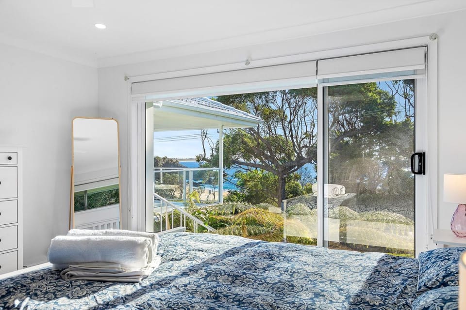 198 Mystery Bay Road, Mystery Bay House in Mystery Bay