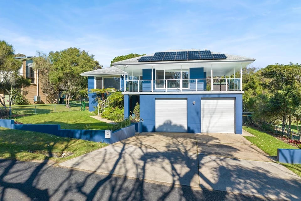 198 Mystery Bay Road, Mystery Bay House in Mystery Bay