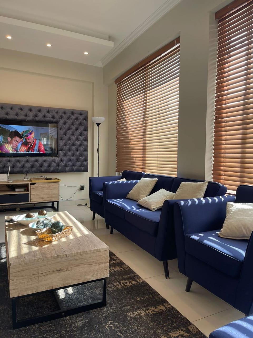 Communal lounge/ TV room
