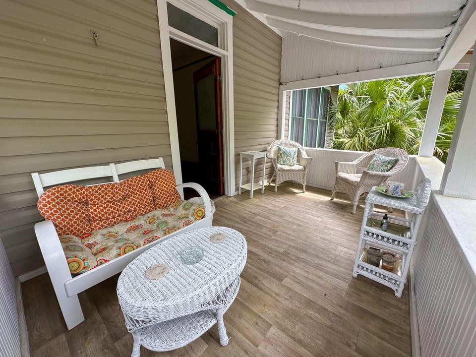 Patio, Balcony/Terrace, Seating area, Garden view