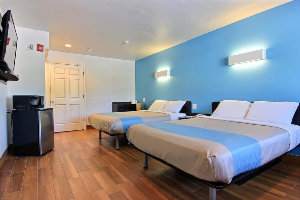 Photo of the whole room, Bedroom, On site
