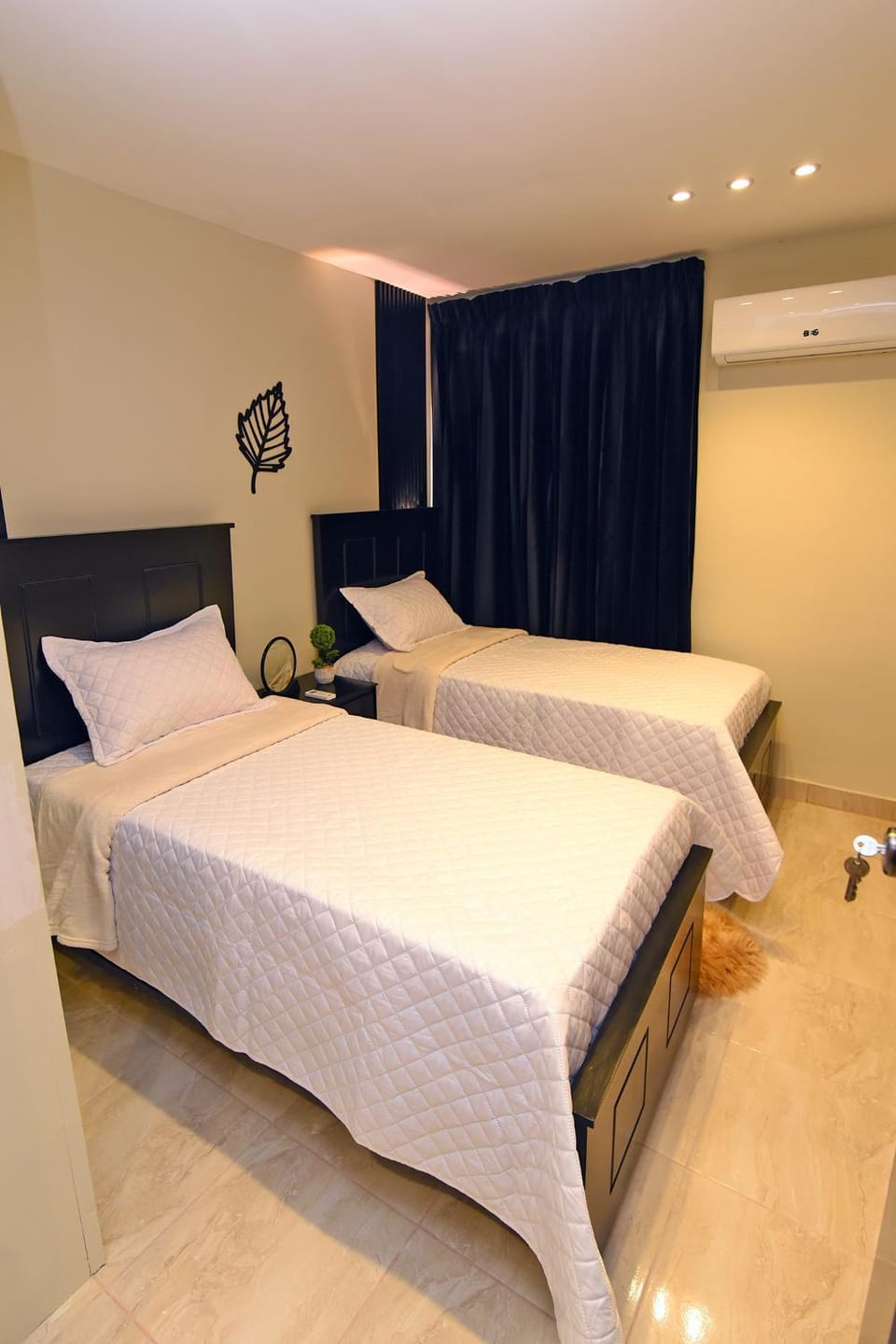Bed, Bedroom, air conditioner