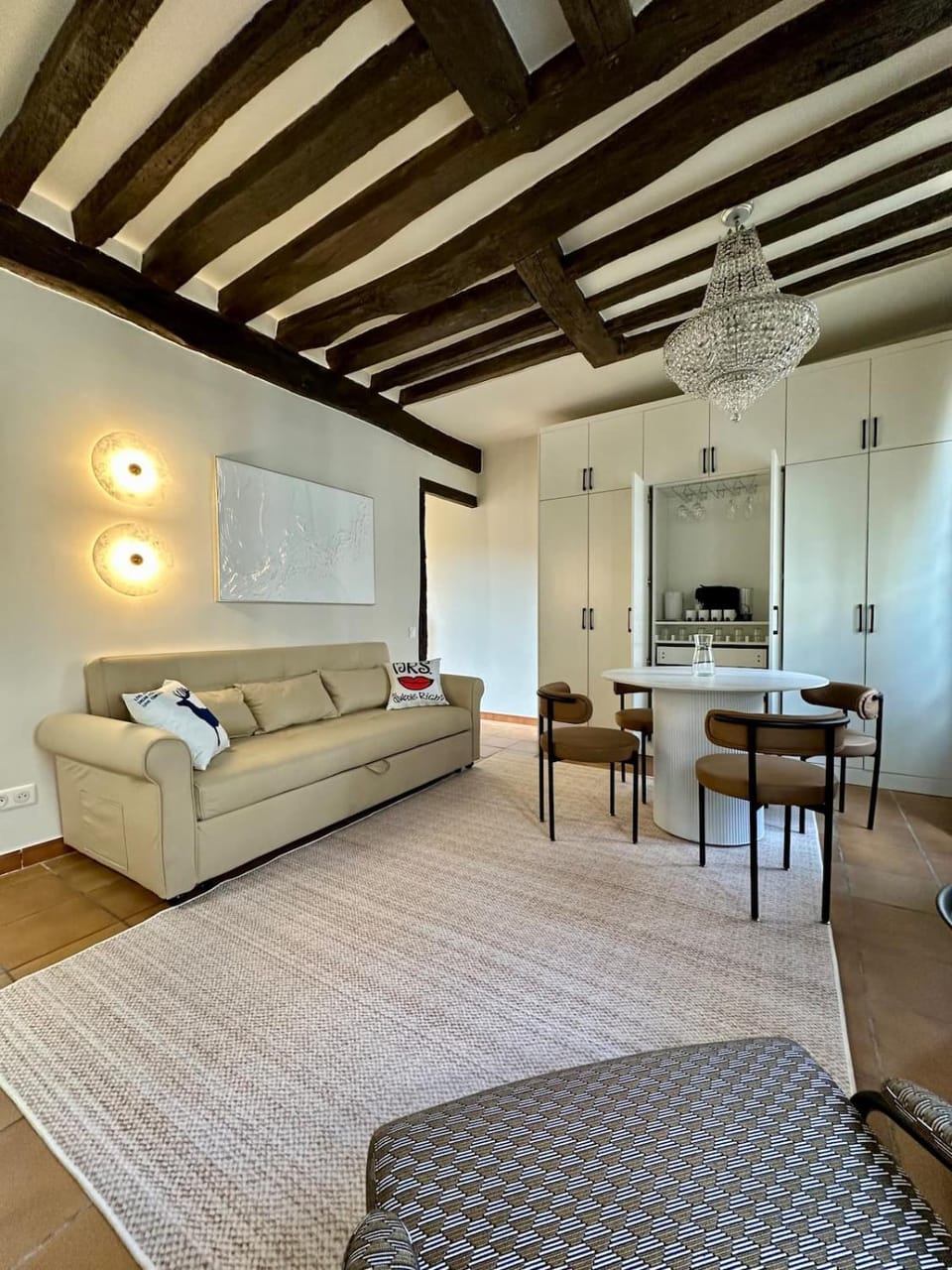 Living room, Dining area