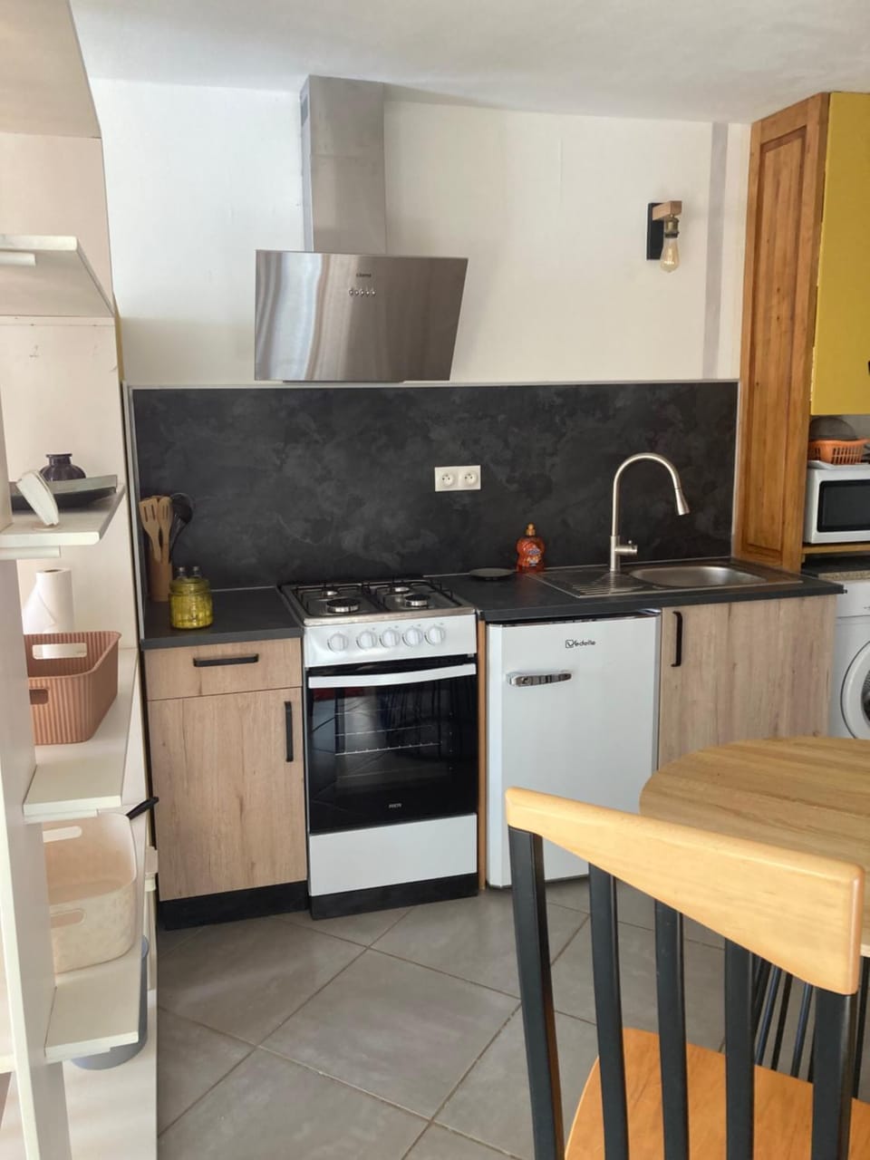 Kitchen or kitchenette
