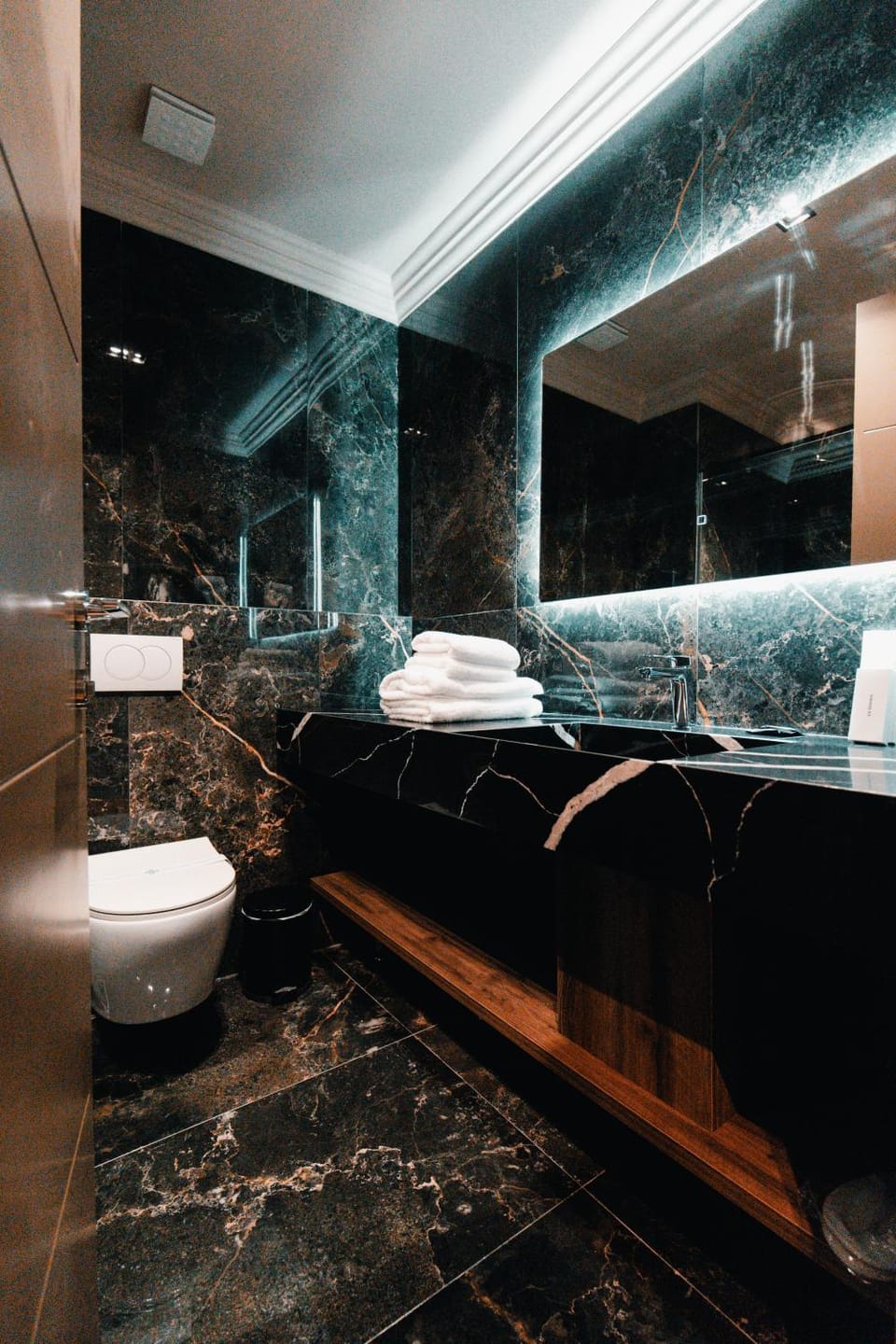 ROYAL G DELUXE Hotel in Tirana County, Albania